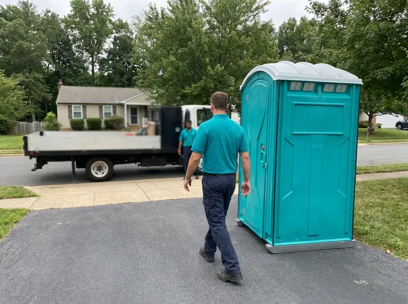 Mobile Shower Units in Chantilly, VA